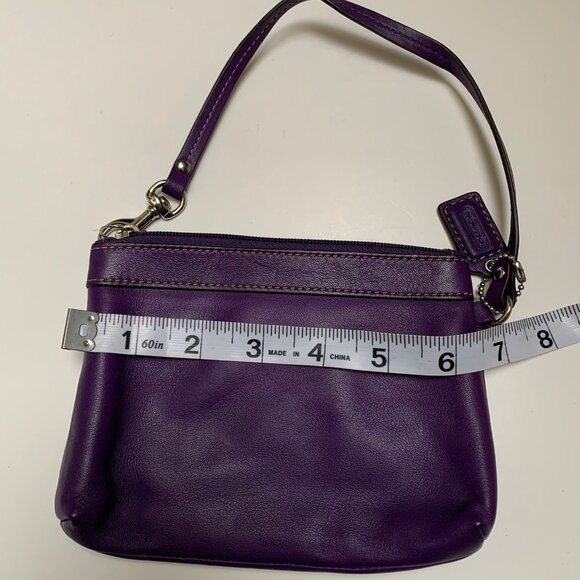 Vintage Coach Purple Leather Wristlet - Picture 6 of 6